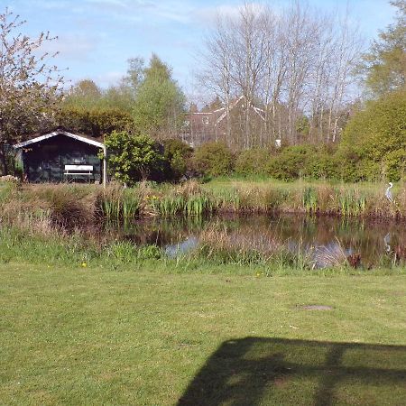 Ferienwohnung Aurich Sandhorst Eg Mit Terrasse Und Kleinem Garten Esterno foto