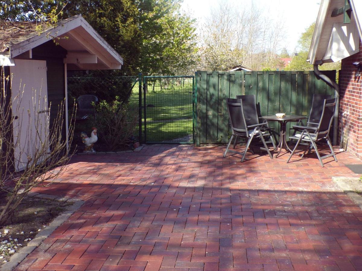 Ferienwohnung Aurich Sandhorst Eg Mit Terrasse Und Kleinem Garten Esterno foto